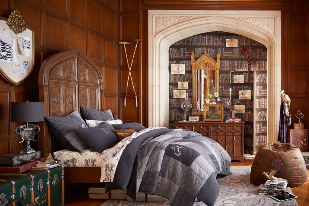 Gryffindor, Hufflepuff, Ravenclaw, Slytherin – How to Create the Perfect Harry Potter Themed Bedroom