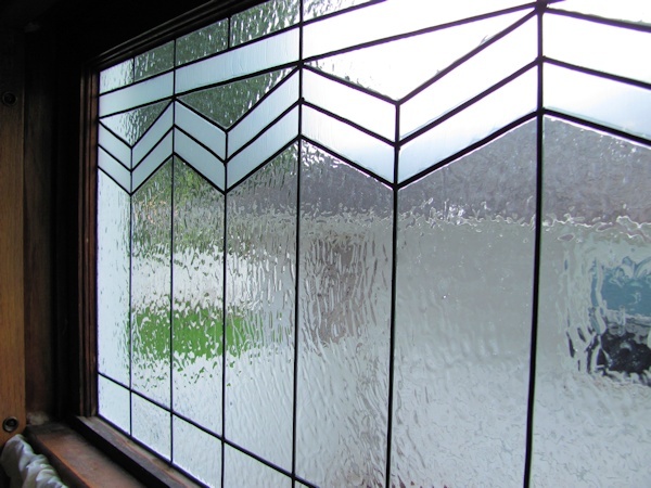 Patterned glass windows