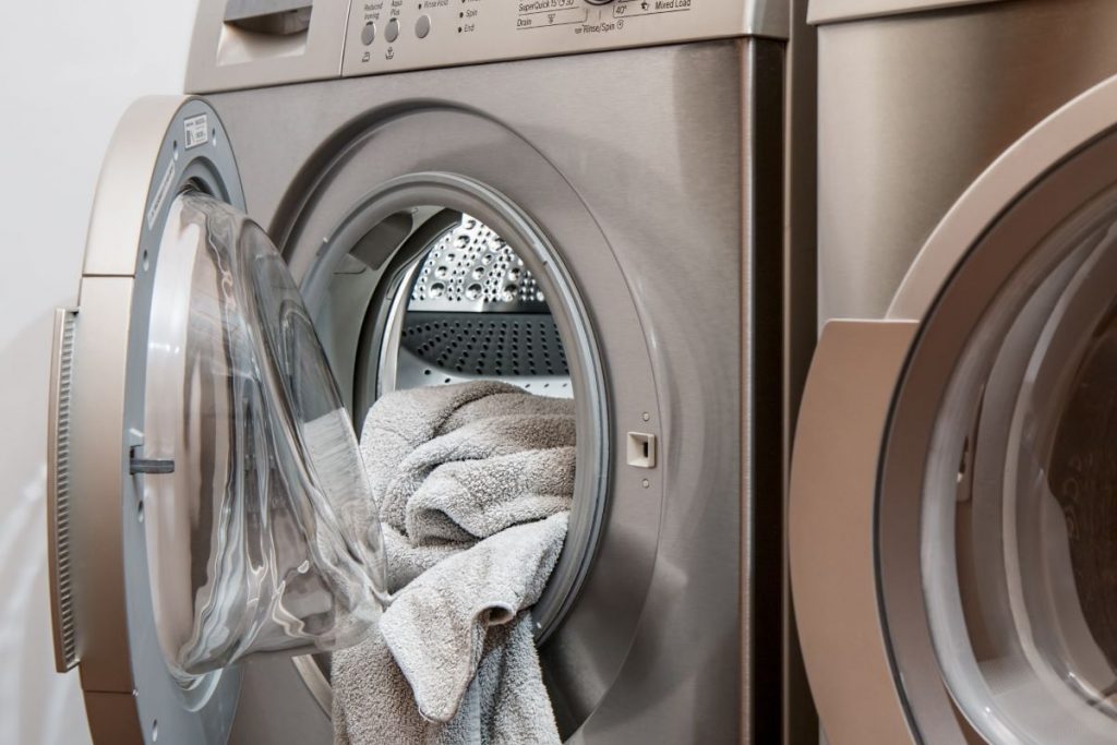 Should You Repair Or Replace Your Washer And Dryer